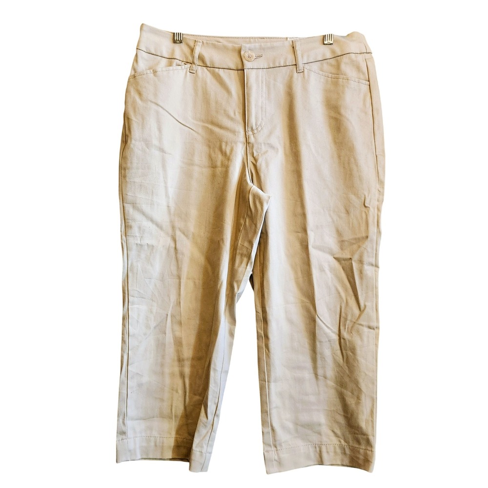 St John's Bay Capri Pants Women 8 Tan NWT Mid Rise Easy Fit Chino Trousers